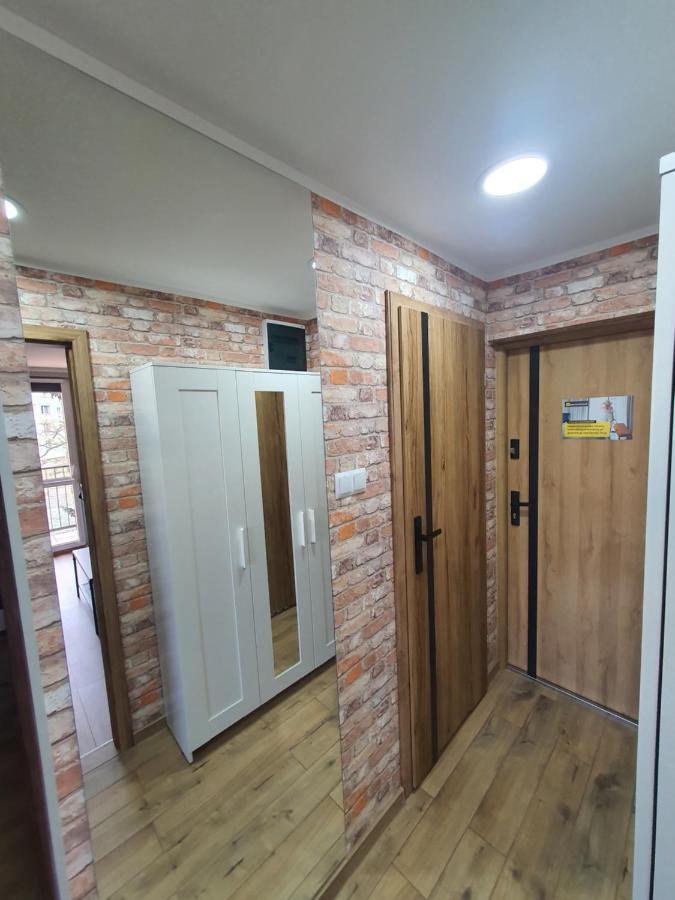 Jdk Apartamenty Mlynarska 44M2 6-Osobowy Kalisz Esterno foto